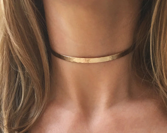 Hammered Boss Choker